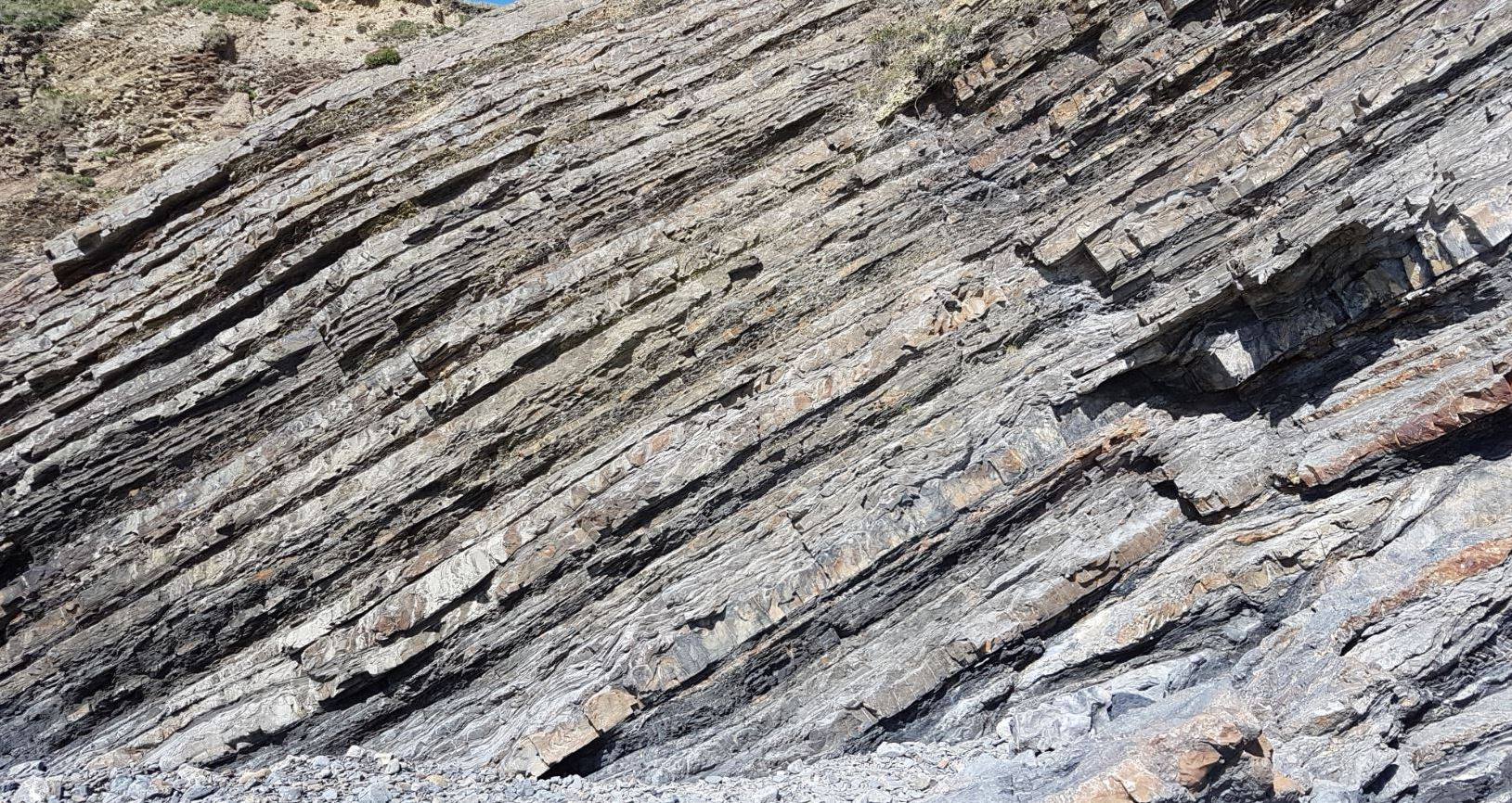 A picture showing the strata in the rocks at Booley Bay